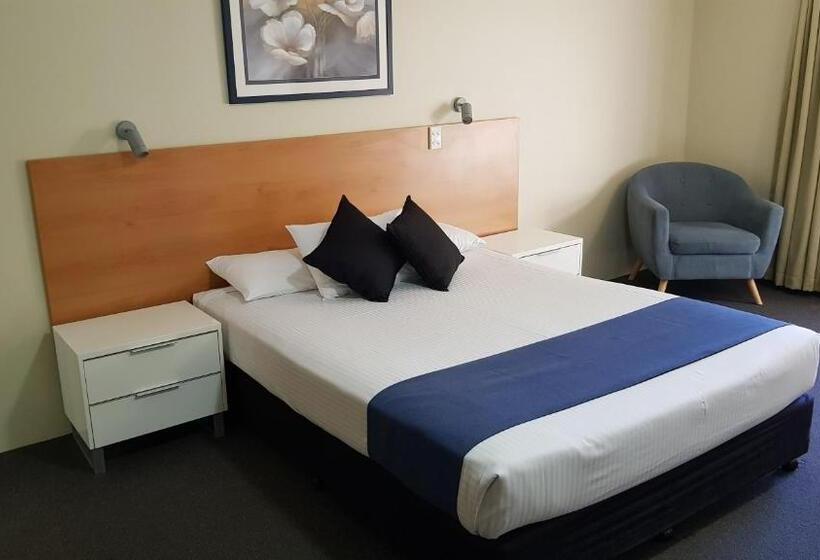 스탠다드 싱글 룸 퀸 침대, Nambour Heights Motel