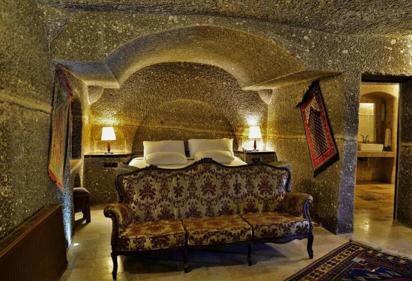 سوئیت با تخت بزرگ, Grand Cave Suites