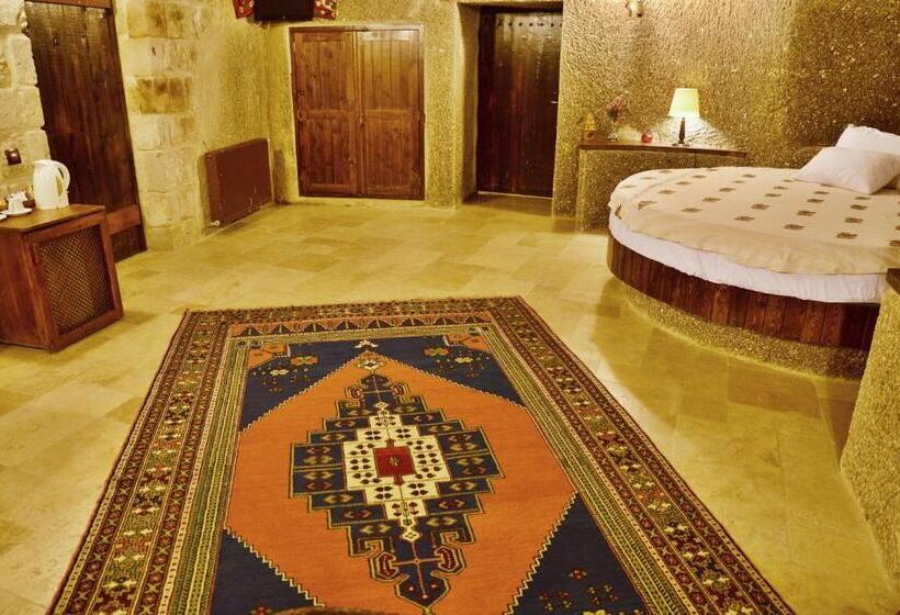 سوییت, Grand Cave Suites
