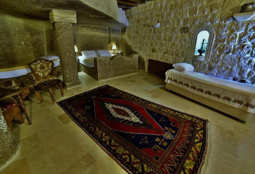 سوئیت با تخت بزرگ, Grand Cave Suites