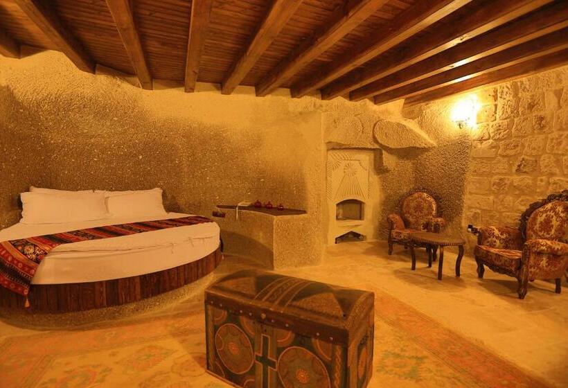 سوئیت با تخت بزرگ, Grand Cave Suites