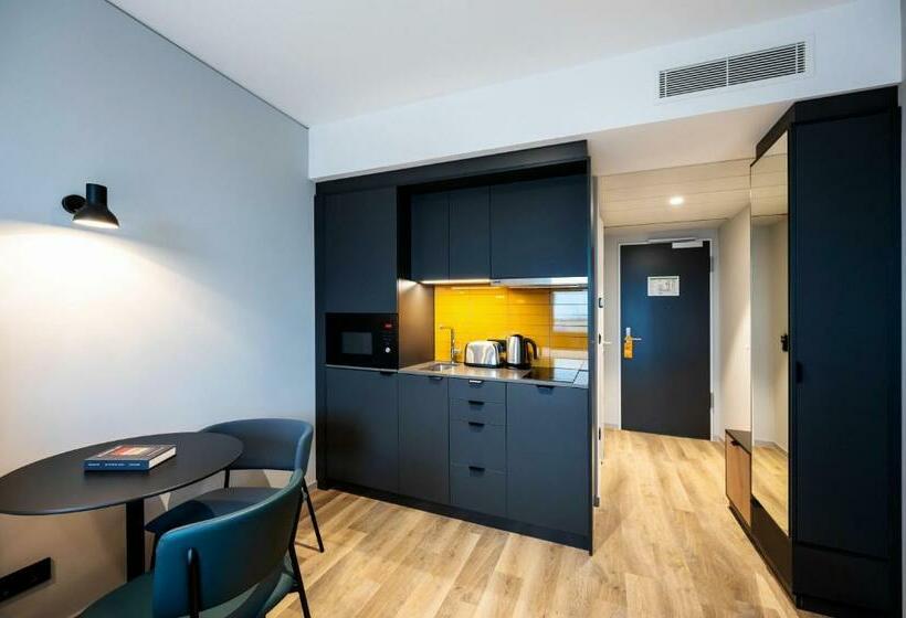 Студия Стандарт, Staycity Aparthotels Frankfurt Airport