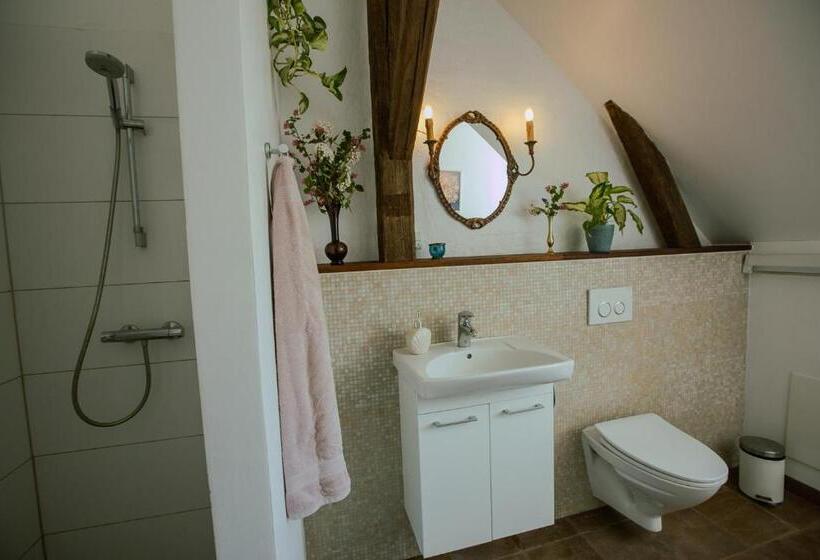 غرفة قياسية فردية حمام مشترك, Avalonbnb