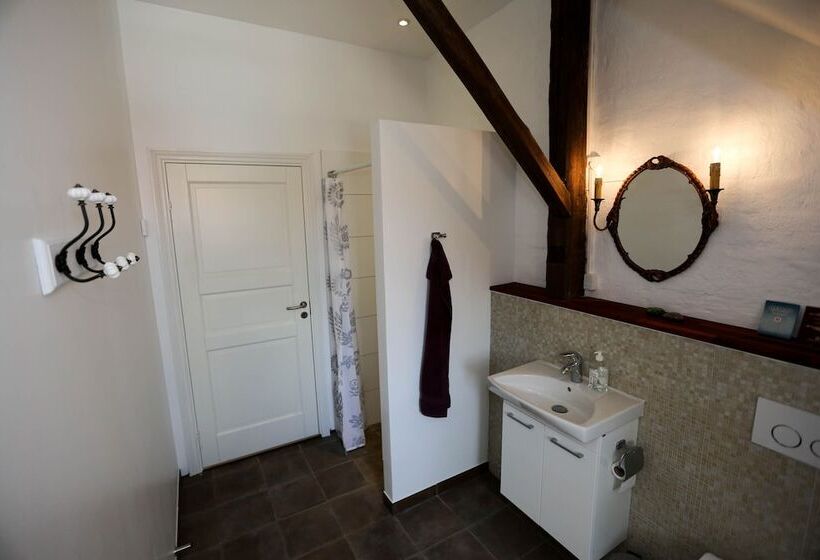 غرفة قياسية فردية حمام مشترك, Avalonbnb