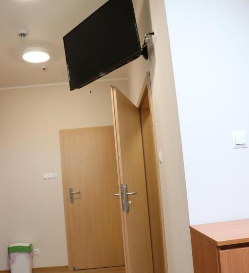 Номер Стандарт Индивидуальный, Dom Studenta Pans   Akademik, Hostel