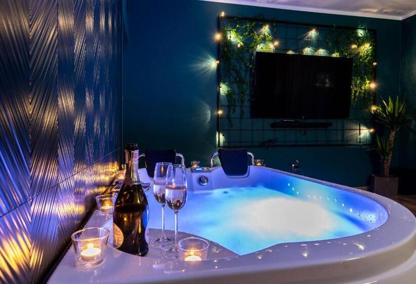 Люкс с гидромассажем, Exclusive Apartment Centrum 2