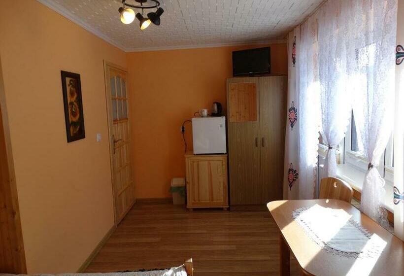 Номер Стандарт, Noclegi Przy Szlaku