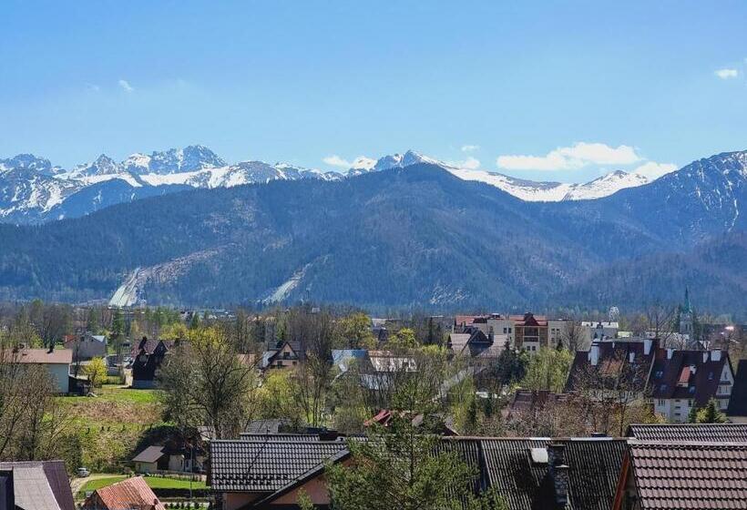 اتاق استاندارد با چشم‌انداز کوهستان, W Zakopanem Hej