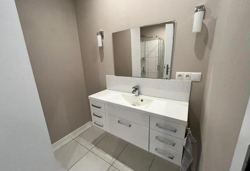 Апартаменты 1 Спальня, Sarnia Polana