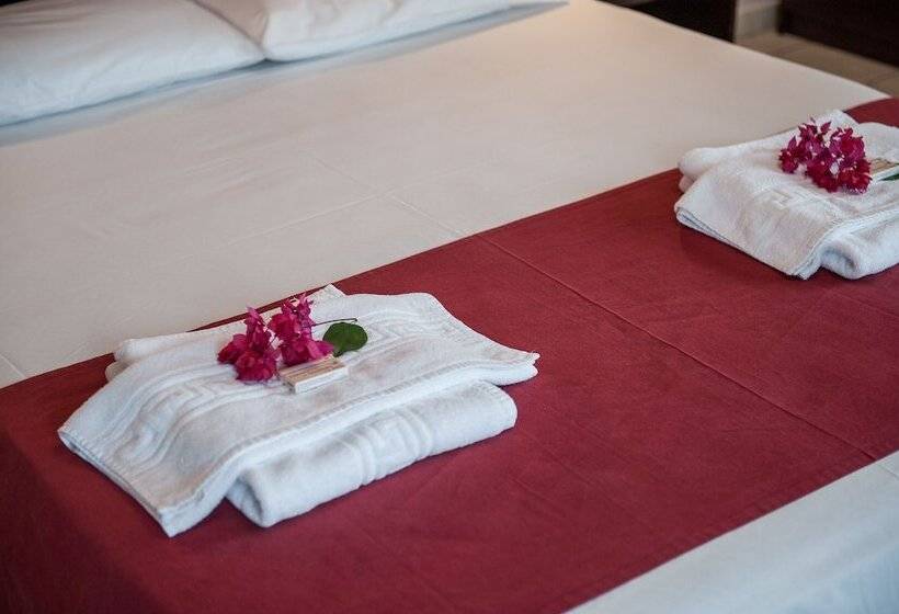 استودیوی استاندارد, Mirtilos Studios & Apartments