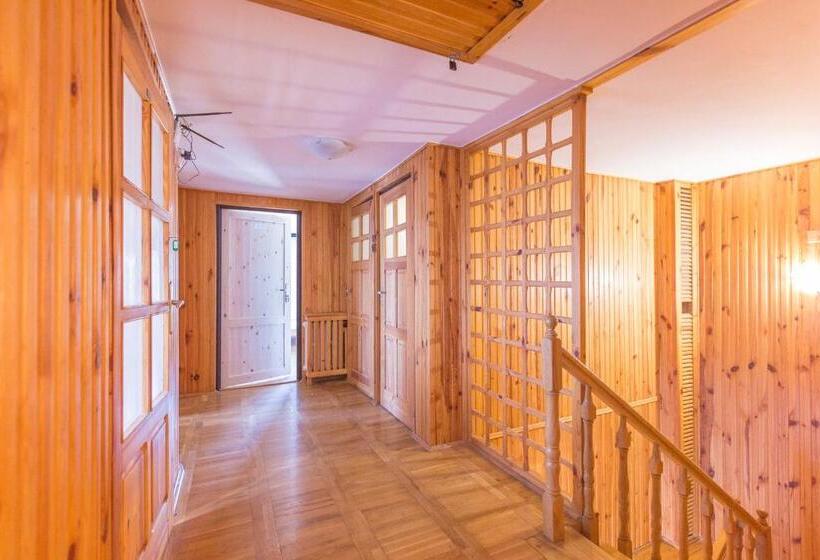 اتاق لوکس با بالکن, Kujawska Rooms
