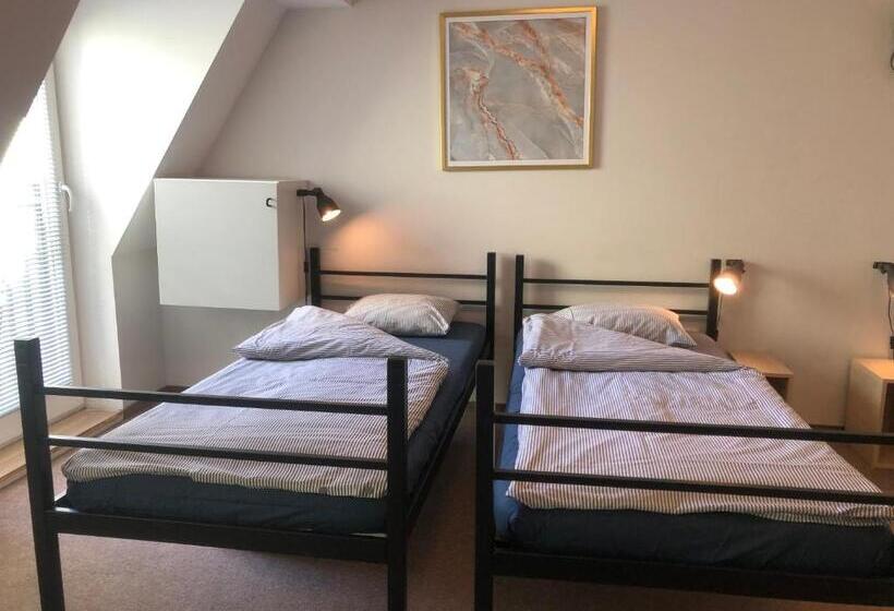 غرفة قياسية ثلاثية حمام مشترك, Bemma Apart Hostel