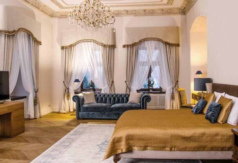 Номер Deluxe, Pałac Mojęcice