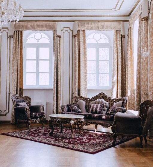 Апартаменты 1 Спальня, Pałac Chojnata