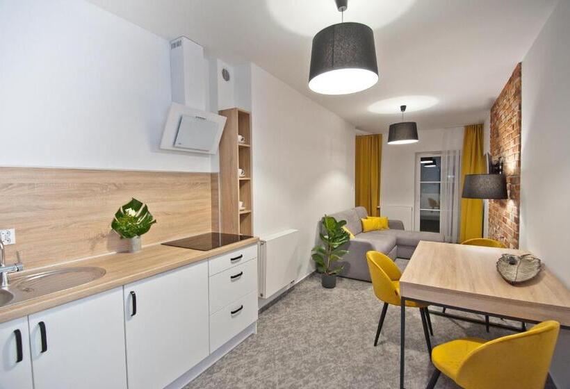 آپارتمان 1 خوابه با تراس, Apartamenty Gostyń