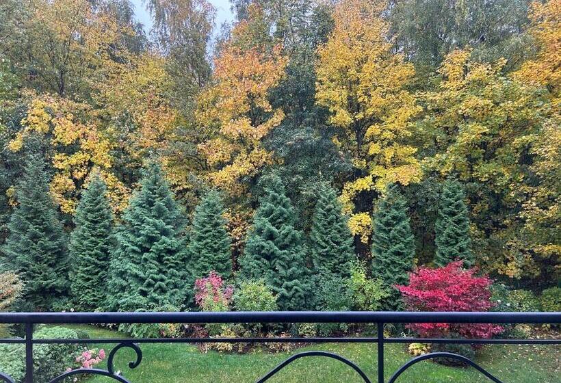 Апартаменты 1 Спальня с Террасой, Rezydencja Na Wzgórzu