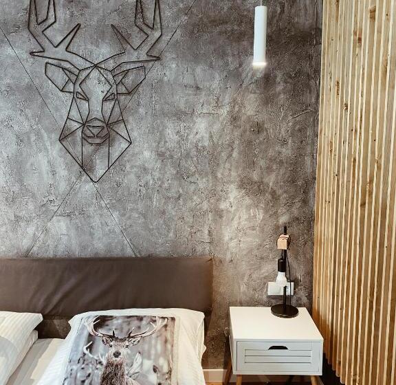 豪华房间, Dworek Zakopane