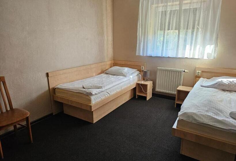 Номер Стандарт, Zacisze