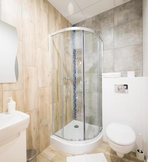 غرفة قياسية ثلاثية, Hostel Filip 2