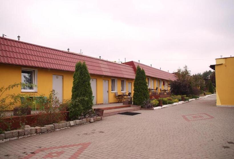 اتاق استاندارد سه نفره, Zajazd Pod Kominkiem   Brzoza Koło Torunia
