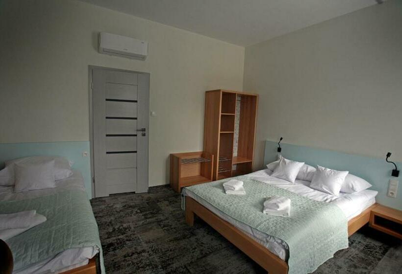 Номер Стандарт Трехместный, Motelik Grosar Gorlice
