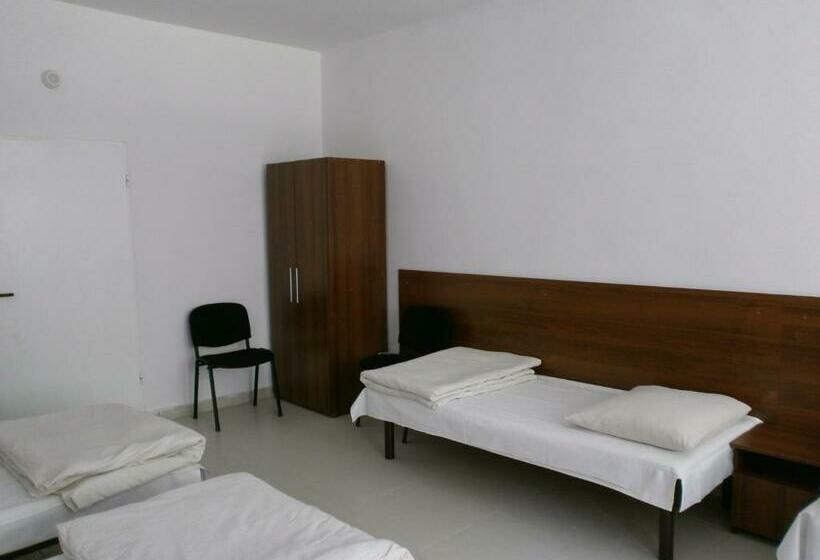 Номер Стандарт Четырехместный Совместный Санузел, Twój Hostel Klimczoka 7