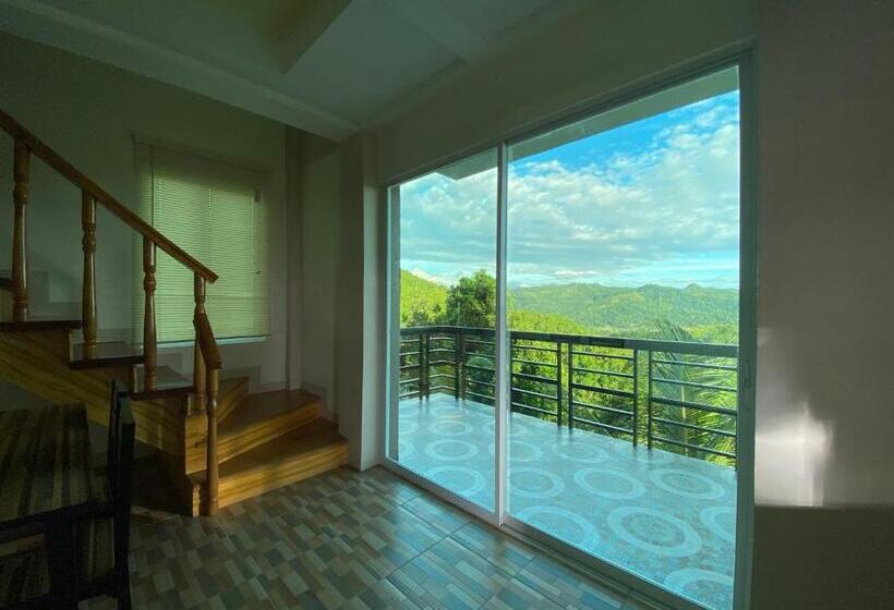 Полулюкс Вид на Море, Ms Mountain Cabin