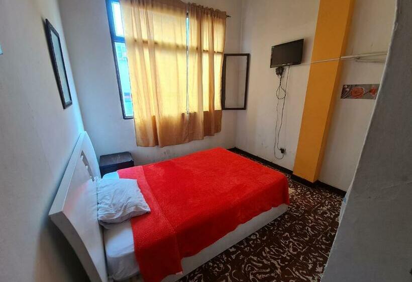 Quarto Estandar, Portal De Los Viajeros