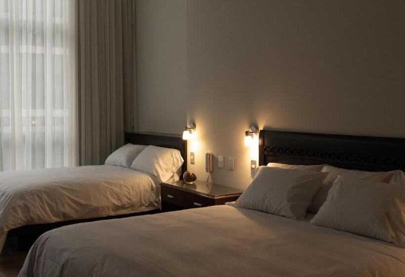 Президентский Люкс, Lima Host