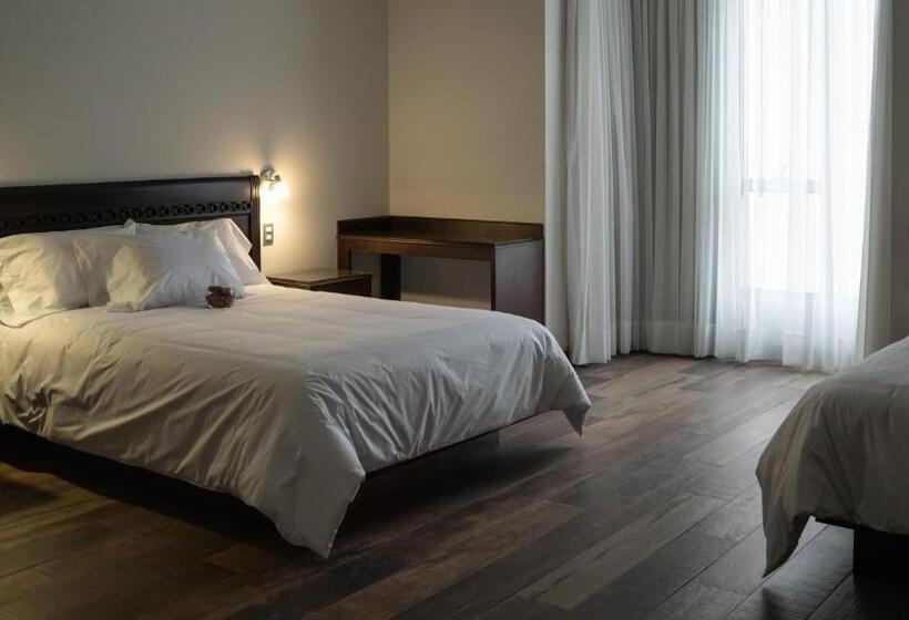 Номер Superior, Lima Host