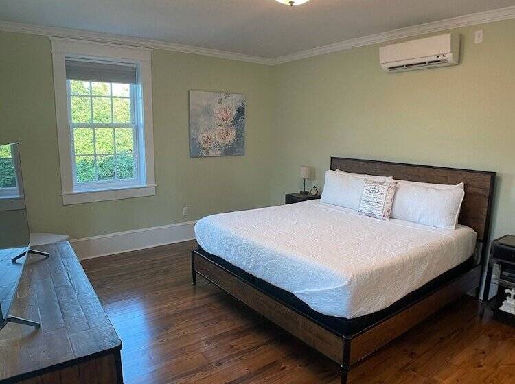 Номер Deluxe, Fort Conde Inn   Mobile