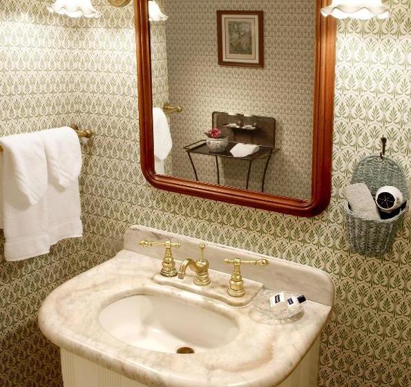 Номер Стандарт с Гидромассажем, Washington House Inn
