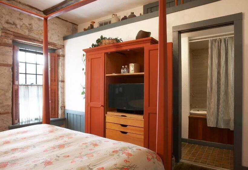 Номер Стандарт с Гидромассажем, Washington House Inn