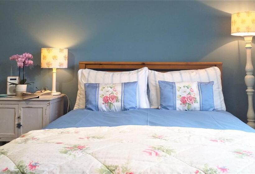Студио Стандарт Вид на Сад, Lobhill Farmhouse Bed And Breakfast And Self Catering Accommodation