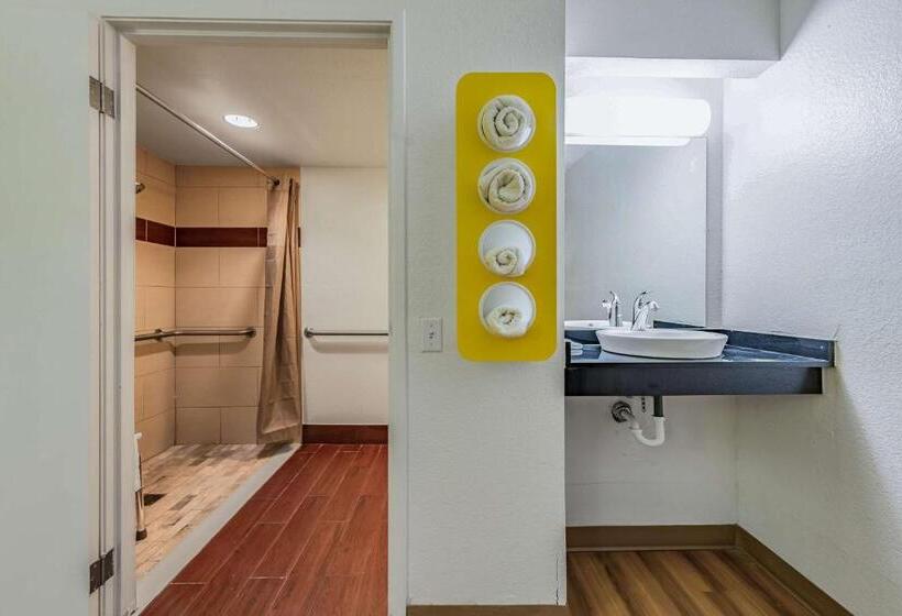 Стандартный Номер Кровать Кинг, Days Inn By Wyndham Cincinnati I 71