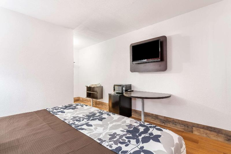 Стандартный Номер Кровать Кинг, Rodeway Inn