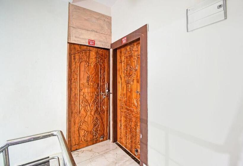 Quarto Triplo Clássico, Flagship Pratikshya A1 Residency