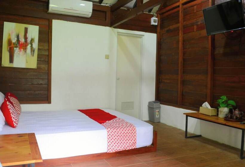 デラックスルーム, Reddoorz Syariah Near Wisata Durensewu Pandaan