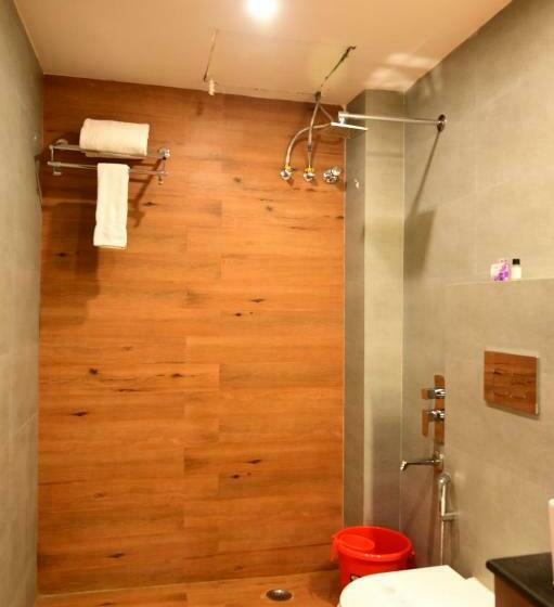Номер Стандарт, Silkhouse Premier