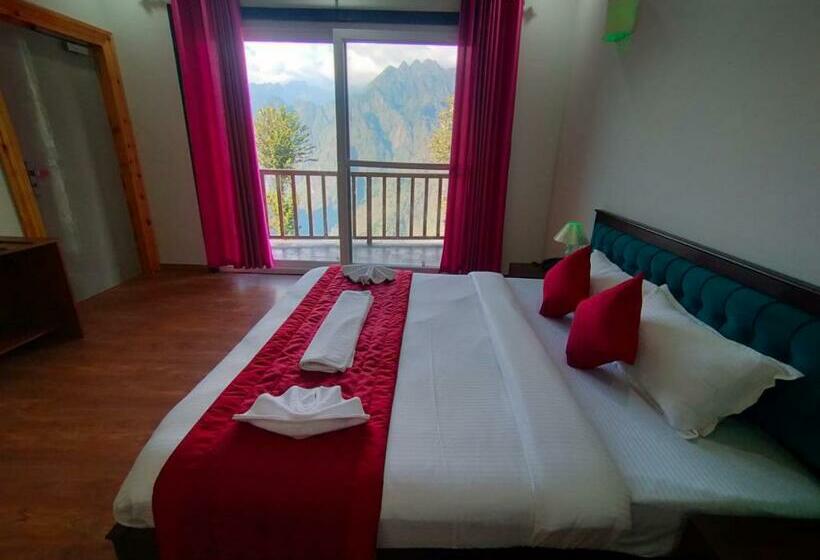 Номер Deluxe, Satopanth The Auli Resort