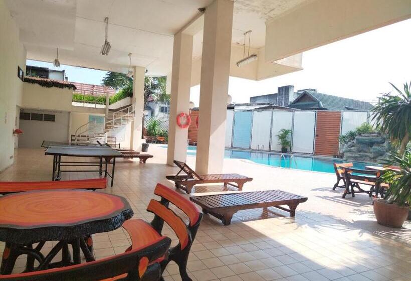 آپارتمان 1 خوابه, 7 Pool Condo Opposite The Train Station Near Old City And Nimman