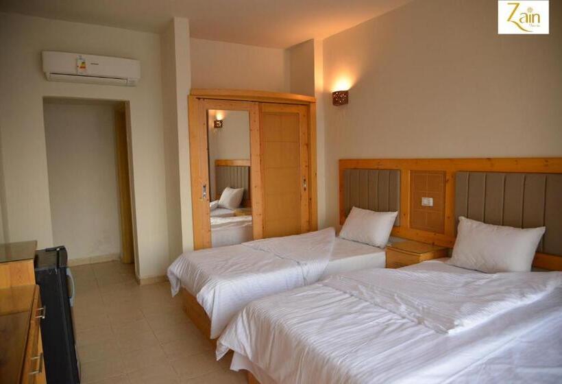 اتاق اکونومی, Zain Dive Inn