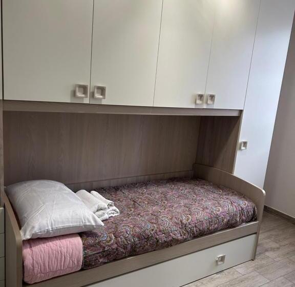 Апартаменты 2 Спальни, Affitti Brevi Elmas