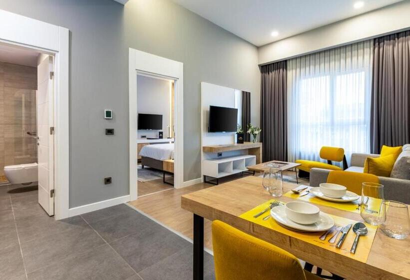 سوئیت با تخت بزرگ, Days Hotel By Wyndham Istanbul Esenyurt