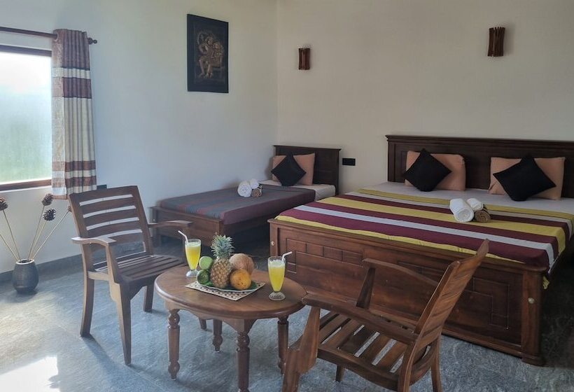 اتاق خانوادگی با چشم‌انداز دریا, Dhammika Beach Palace