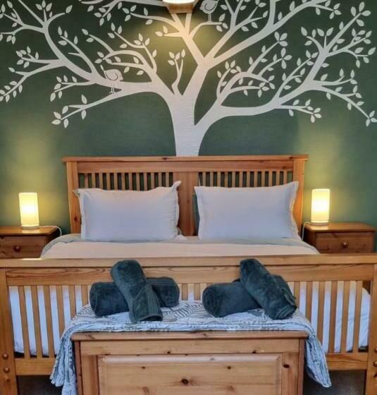 Номер Стандарт Вид на Озеро, The Place To B & B