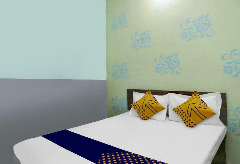 Трехместный Номер Классика, Spot On Hotel Royal Residency
