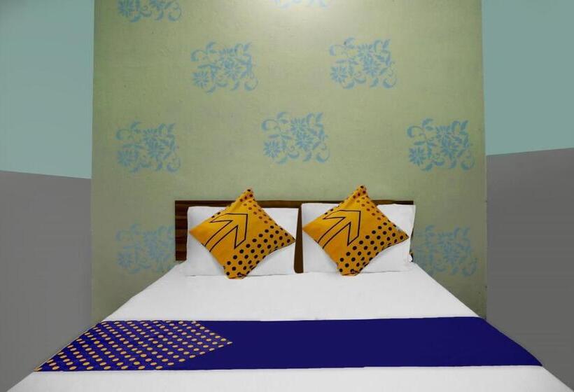 Трехместный Номер Классика, Spot On Hotel Royal Residency