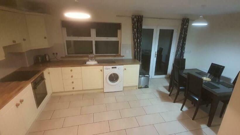 Номер Стандарт, Carrick On Shannon Townhouse Accommodation Room Only