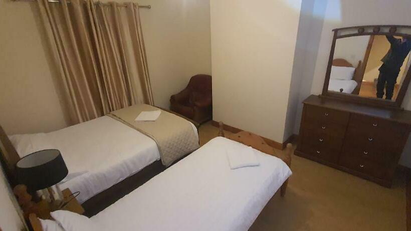 Номер Стандарт, Carrick On Shannon Townhouse Accommodation Room Only